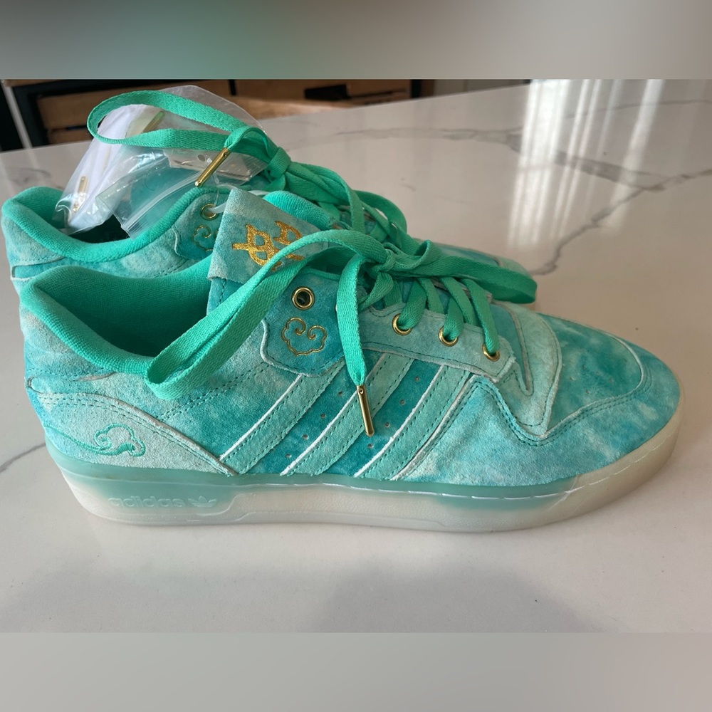 Adidas Rivalry Low - Singles Day